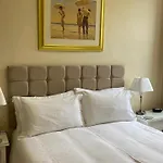 Bridge Farm Hotel